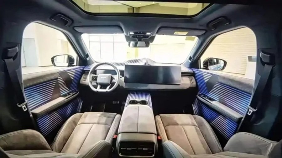 Cabin Ti 9 được phát triển theo hướng SUV gia đình cao cấp, với cấu hình 6 chỗ. Cabin Ti 9 được phát triển theo hướng SUV gia đình cao cấp, với cấu hình 6 chỗ.