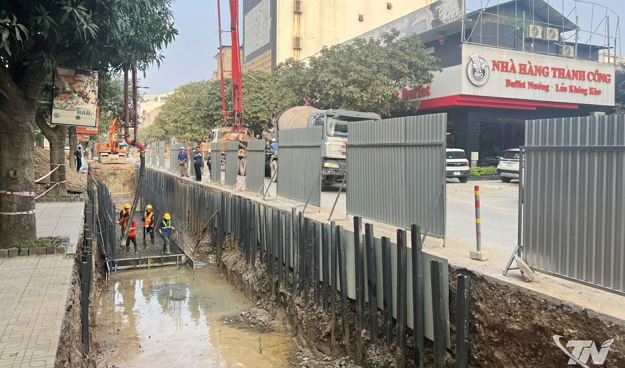 Chủ tịch UBND tỉnh yêu cầu các sở, ngành tăng cường công tác quản lý hệ thống thoát nước, phòng, chống ngập úng (ảnh: baothainguyen.vn) Chủ tịch UBND tỉnh yêu cầu các sở, ngành tăng cường công tác quản lý hệ thống thoát nước, phòng, chống ngập úng (ảnh: baothainguyen.vn)