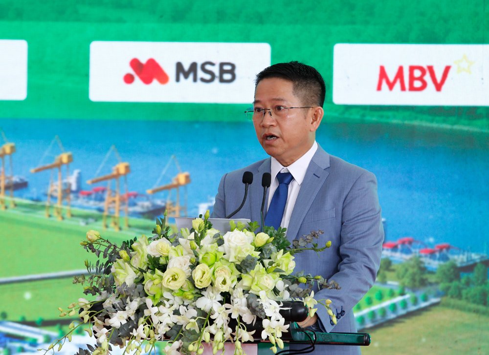Ông Trần Hồng Kỳ, Tổng Giám đốc Công ty cổ phần Nhiệt điện An Khánh Bắc Giang phát biểu. Ông Trần Hồng Kỳ, Tổng Giám đốc Công ty cổ phần Nhiệt điện An Khánh Bắc Giang phát biểu.