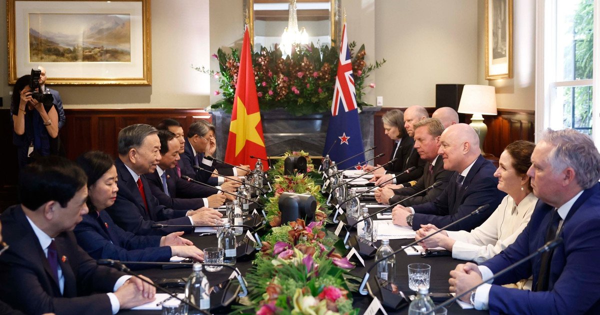 Tổng B&iacute; thư, Chủ tịch nước T&ocirc; L&acirc;m hội đ&agrave;m ch&iacute;nh thức với Thủ tướng New Zealand Christopher Luxon. (Ảnh: Thống Nhất/TTXVN)