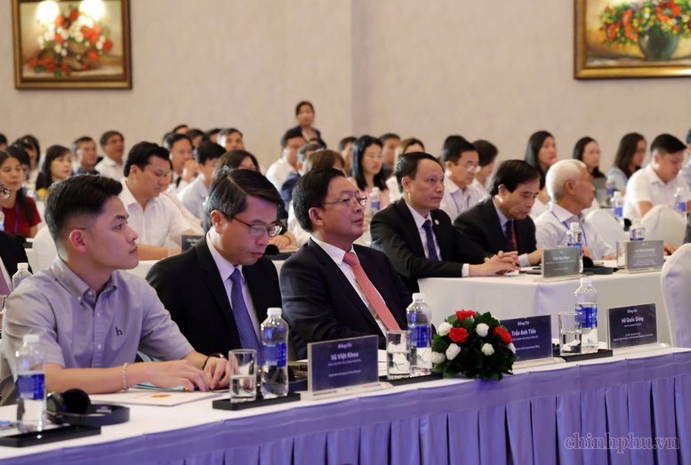 Phó Thủ tướng Hồ Quốc Dũng dự Diễn đàn Năng suất chất lượng Quốc gia - Ảnh: chinhphu.vn/Gia Huy Phó Thủ tướng Hồ Quốc Dũng dự Diễn đàn Năng suất chất lượng Quốc gia - Ảnh: chinhphu.vn/Gia Huy