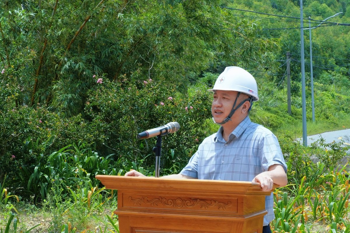 Ông Vũ Anh Phương - Phó Tổng giám đốc Tổng Công ty Điện lực miền Bắc phát biểu chỉ đạo tại buổi diễn tập Ông Vũ Anh Phương - Phó Tổng giám đốc Tổng Công ty Điện lực miền Bắc phát biểu chỉ đạo tại buổi diễn tập