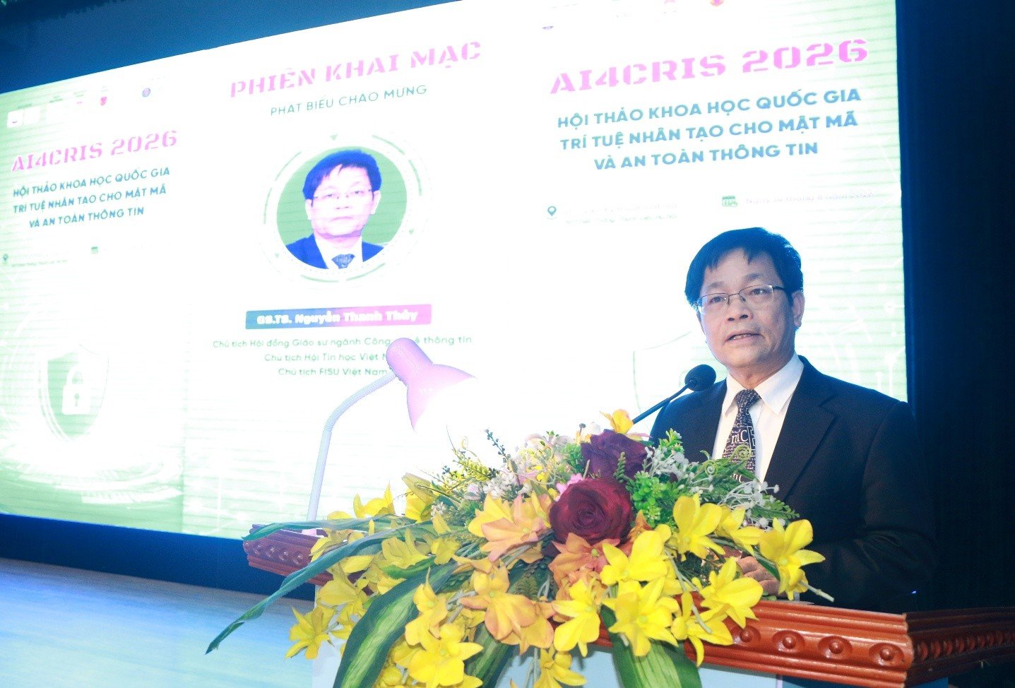 GS,TS. Nguyễn Thanh Thủy, Chủ tịch Hội đồng Giáo sư ngành Công nghệ thông tin, Chủ tịch Hội Tin học Việt Nam và Chủ tịch FISU Việt Nam GS,TS. Nguyễn Thanh Thủy, Chủ tịch Hội đồng Giáo sư ngành Công nghệ thông tin, Chủ tịch Hội Tin học Việt Nam và Chủ tịch FISU Việt Nam