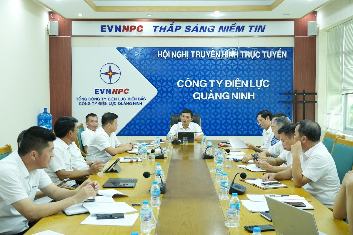 Ban Chỉ huy diễn tập xử lý các tình huống giả định Ban Chỉ huy diễn tập xử lý các tình huống giả định