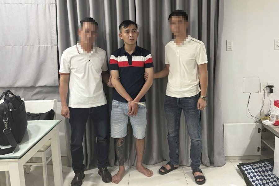 Bắt giữ đối tượng truy nã Phan Văn Phóng Bắt giữ đối tượng truy nã Phan Văn Phóng