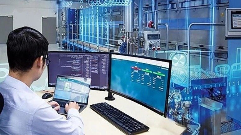Chính phủ quy định điều kiện tham gia giao dịch trên sàn dữ liệu của các tổ chức, cá nhân. Chính phủ quy định điều kiện tham gia giao dịch trên sàn dữ liệu của các tổ chức, cá nhân.