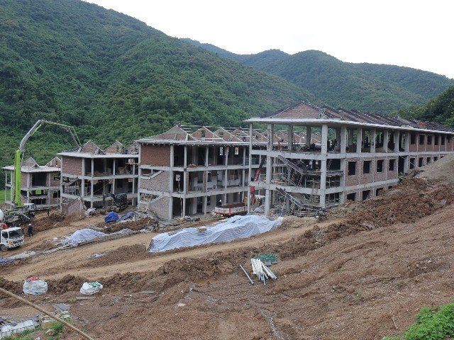 Nghệ An đang tập trung c&aacute;c nguồn lực để ho&agrave;n th&agrave;nh trường học tại c&aacute;c x&atilde; bi&ecirc;n giới.