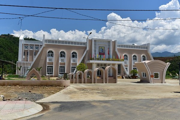 Nhà văn hóa thiếu nhi xã Đông Khánh Sơn Nhà văn hóa thiếu nhi xã Đông Khánh Sơn