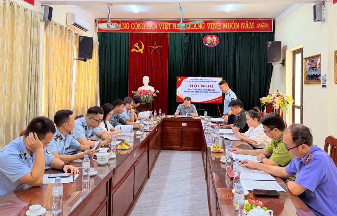 Báo cáo tại Hội nghị sơ kết 6 tháng đầu năm 2026 cho thấy, nhiều cuộc thanh tra, kiểm tra và xử lý đối với các cơ sở kinh doanh trên địa bàn. Ảnh: QLTT Thái Nguyên Báo cáo tại Hội nghị sơ kết 6 tháng đầu năm 2026 cho thấy, nhiều cuộc thanh tra, kiểm tra và xử lý đối với các cơ sở kinh doanh trên địa bàn. Ảnh: QLTT Thái Nguyên