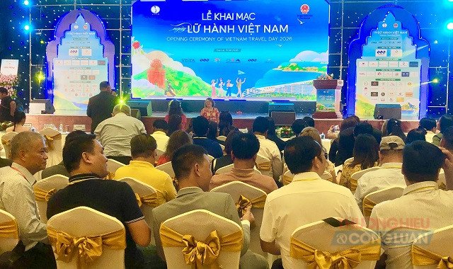 Quang cảnh Lễ Khai mạc Ng&agrave;y Lữ h&agrave;nh Việt Nam 2026. Ảnh: Viết Hiền