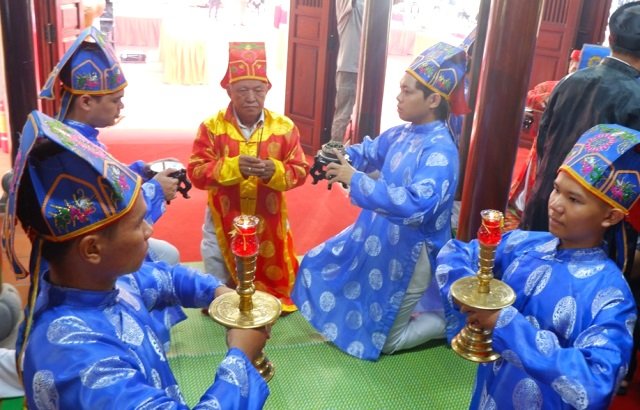 Lễ Chánh tế cầu quốc thái dân an, đất nước phồn vinh. Lễ Chánh tế cầu quốc thái dân an, đất nước phồn vinh.