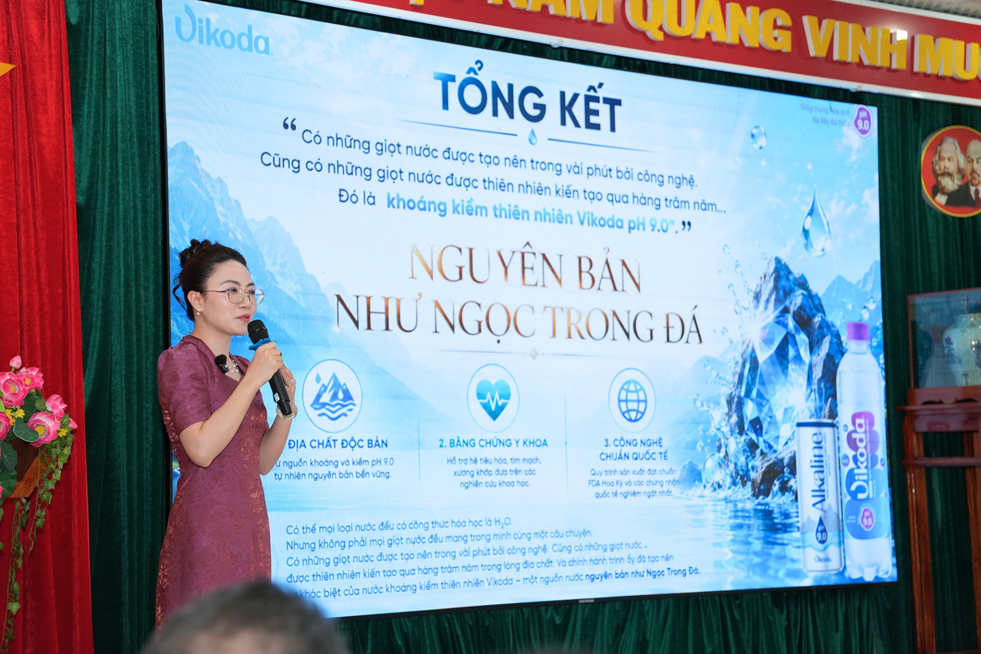 Bà Nguyễn Thị Nga, Tổng Giám đốc Công ty Cổ phần Nước khoáng Khánh Hòa (Vikoda) phát biểu tại hội thảo. Bà Nguyễn Thị Nga, Tổng Giám đốc Công ty Cổ phần Nước khoáng Khánh Hòa (Vikoda) phát biểu tại hội thảo.