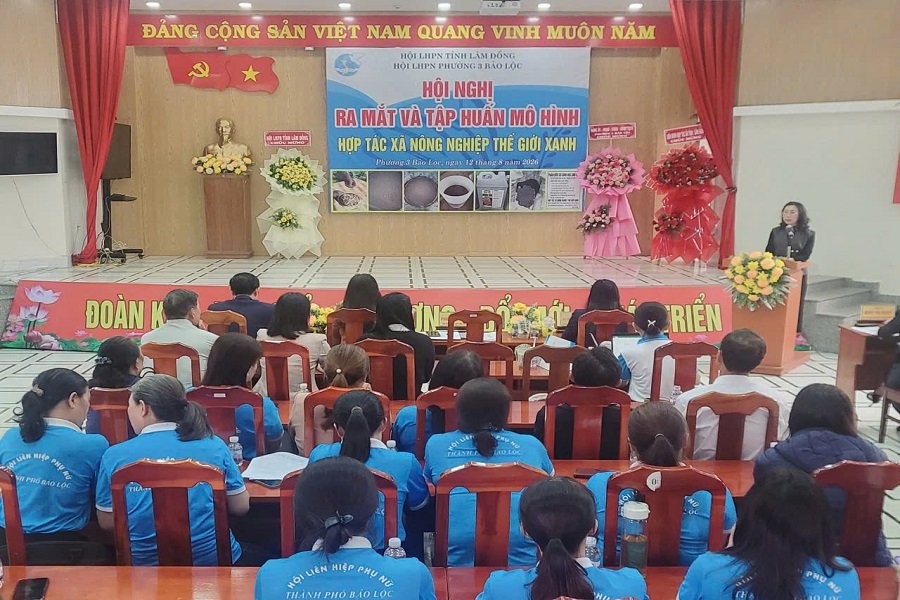 Quang cảnh Lễ ra mắt Hợp t&aacute;c x&atilde; n&ocirc;ng nghiệp Thế Giới Xanh. (Ảnh: HTX NN Thế Giới Xanh)