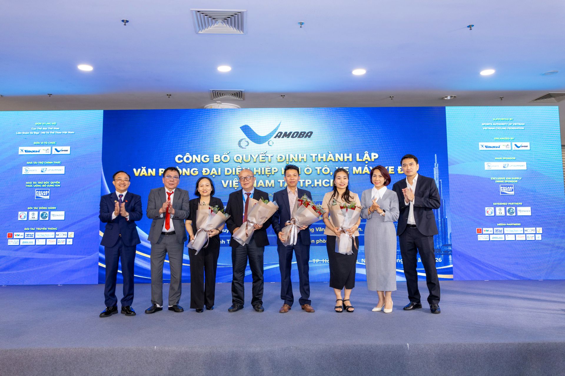 Ban Lãnh đạo Văn phòng đại diện TP HCM ra mắt. Ban Lãnh đạo Văn phòng đại diện TP HCM ra mắt.