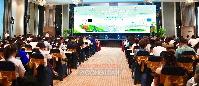 Quang cảnh Diễn đàn. Quang cảnh Diễn đàn.