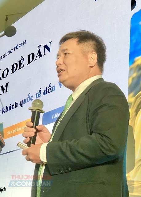 TS Nguyễn Anh Tuấn đã trình bày báo cáo đề dẫn tại Diễn đàn. TS Nguyễn Anh Tuấn đã trình bày báo cáo đề dẫn tại Diễn đàn.