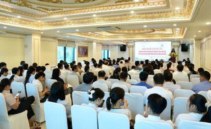 Toàn cảnh Hội nghị. Toàn cảnh Hội nghị.