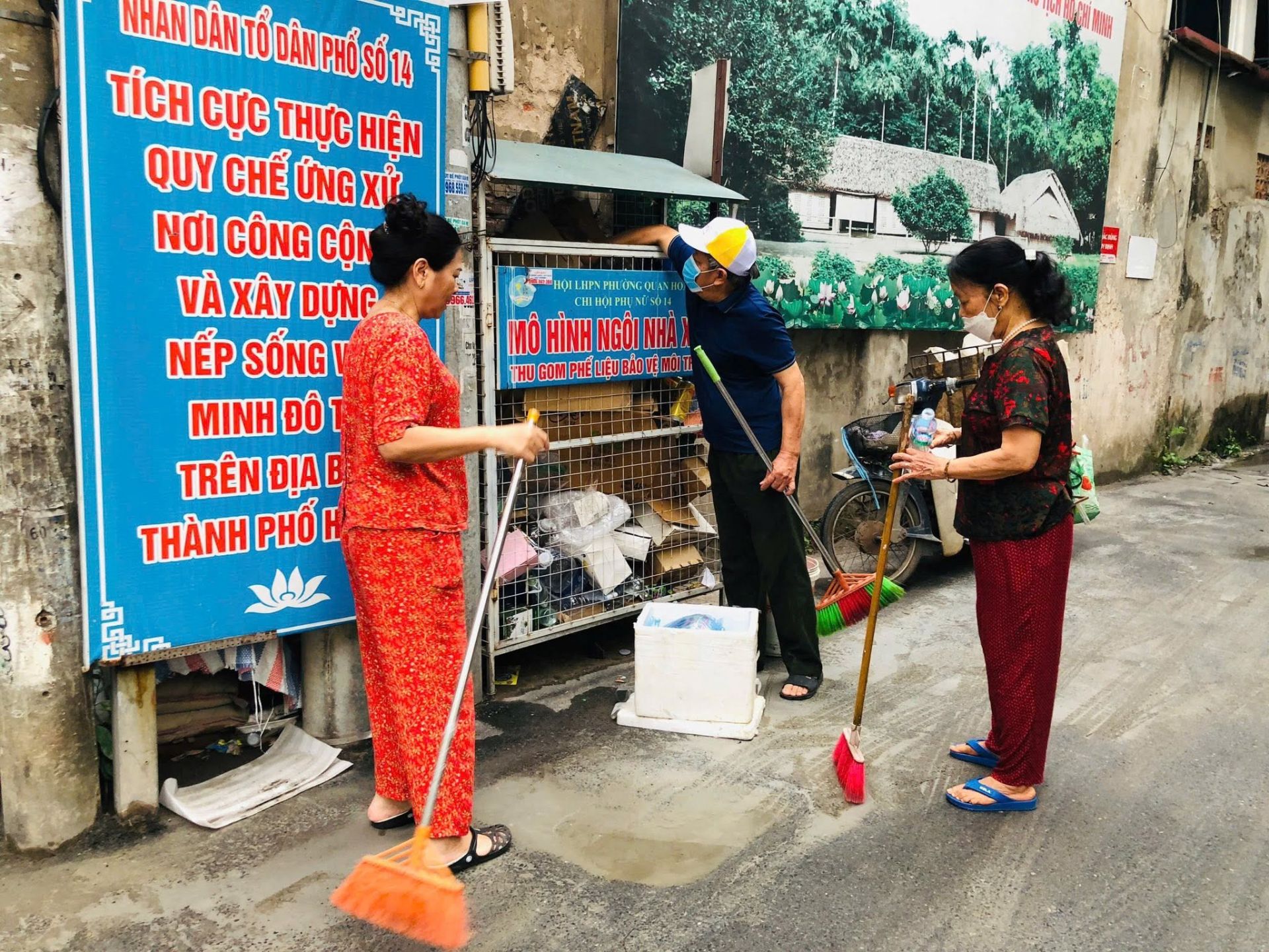 Hoạt động giữ gìn vệ sinh, thu gom phế liệu được duy trì tại các khu dân cư, góp phần lan tỏa nếp sống xanh, sạch, văn minh trên địa bàn phường Nghĩa Đô. Hoạt động giữ gìn vệ sinh, thu gom phế liệu được duy trì tại các khu dân cư, góp phần lan tỏa nếp sống xanh, sạch, văn minh trên địa bàn phường Nghĩa Đô.
