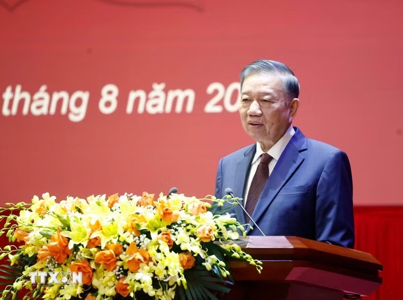 Giáo sư-Tiến sỹ Tô Lâm, Tổng Bí thư, Chủ tịch nước phát biểu chỉ đạo. (Ảnh: Thống Nhất/TTXVN) Giáo sư-Tiến sỹ Tô Lâm, Tổng Bí thư, Chủ tịch nước phát biểu chỉ đạo. (Ảnh: Thống Nhất/TTXVN)