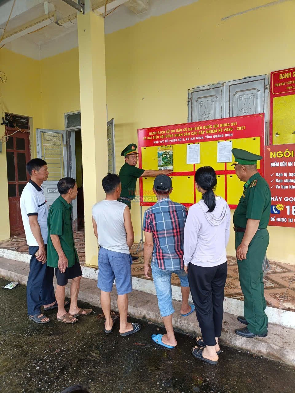 Mã QR tố giác tội phạm được Đồn Biên phòng Bắc Sơn dán tại nhà văn hóa, tạo thêm kênh để người dân cung cấp thông tin về an ninh trật tự trên địa bàn Mã QR tố giác tội phạm được Đồn Biên phòng Bắc Sơn dán tại nhà văn hóa, tạo thêm kênh để người dân cung cấp thông tin về an ninh trật tự trên địa bàn