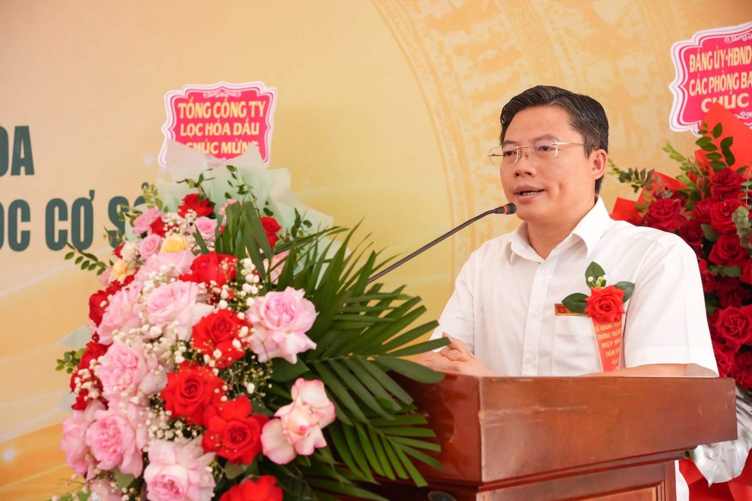 Ông Nguyễn Đức Luận, Bí thư Đảng ủy, Chủ tịch HĐND xã Thư Trì phát biểu (Ảnh: Trần Trung) Ông Nguyễn Đức Luận, Bí thư Đảng ủy, Chủ tịch HĐND xã Thư Trì phát biểu (Ảnh: Trần Trung)