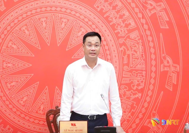 Bí thư Thành ủy Đà Nẵng Lê Ngọc Quang phát biểu kết luận Hội nghị nghe báo cáo hồ sơ Quy hoạch chung thành phố đến năm 2050, tầm nhìn đến năm 2075, ngày 18/8/2026. Ảnh: Ngọc Phú/Báo và Phát thanh, Truyền hình Đà Nẵng. Bí thư Thành ủy Đà Nẵng Lê Ngọc Quang phát biểu kết luận Hội nghị nghe báo cáo hồ sơ Quy hoạch chung thành phố đến năm 2050, tầm nhìn đến năm 2075, ngày 18/8/2026. Ảnh: Ngọc Phú/Báo và Phát thanh, Truyền hình Đà Nẵng.