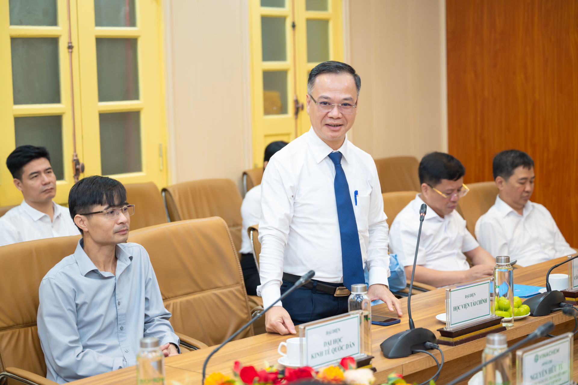 Đại diện Học viện T&agrave;i ch&iacute;nh ph&aacute;t biểu