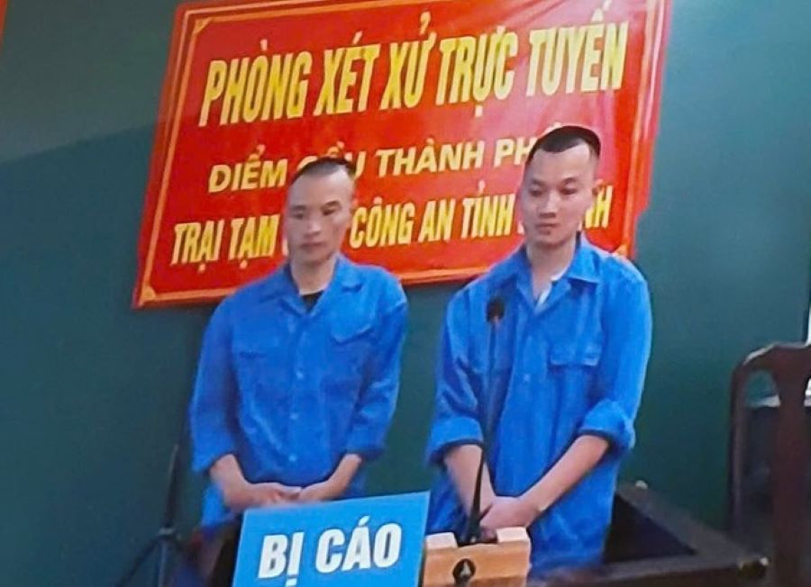 Bị cáo Phan Thanh Tùng và Trần Xuân Đăng tại phiên xét xử Bị cáo Phan Thanh Tùng và Trần Xuân Đăng tại phiên xét xử