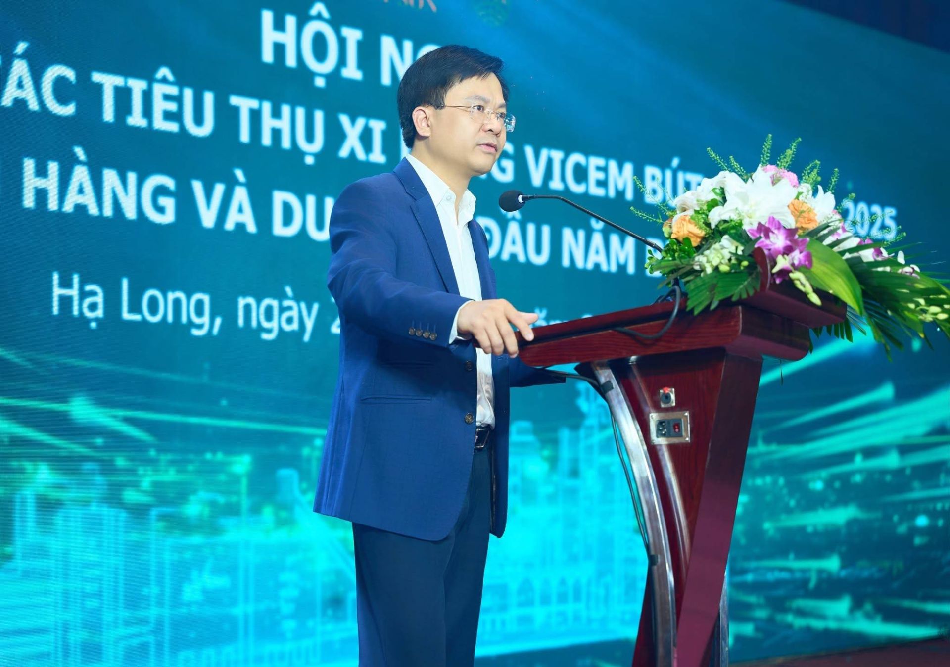 Ông Đỗ Tiến Trình được giao quyền Tổng giám đốc VICEM Ông Đỗ Tiến Trình được giao quyền Tổng giám đốc VICEM