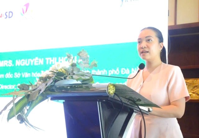 Ph&oacute; Gi&aacute;m đốc Sở Văn ho&aacute;, Thể thao v&agrave; Du lịch TP. Đ&agrave; Nẵng ph&aacute;t biểu tại lễ c&ocirc;ng bố.