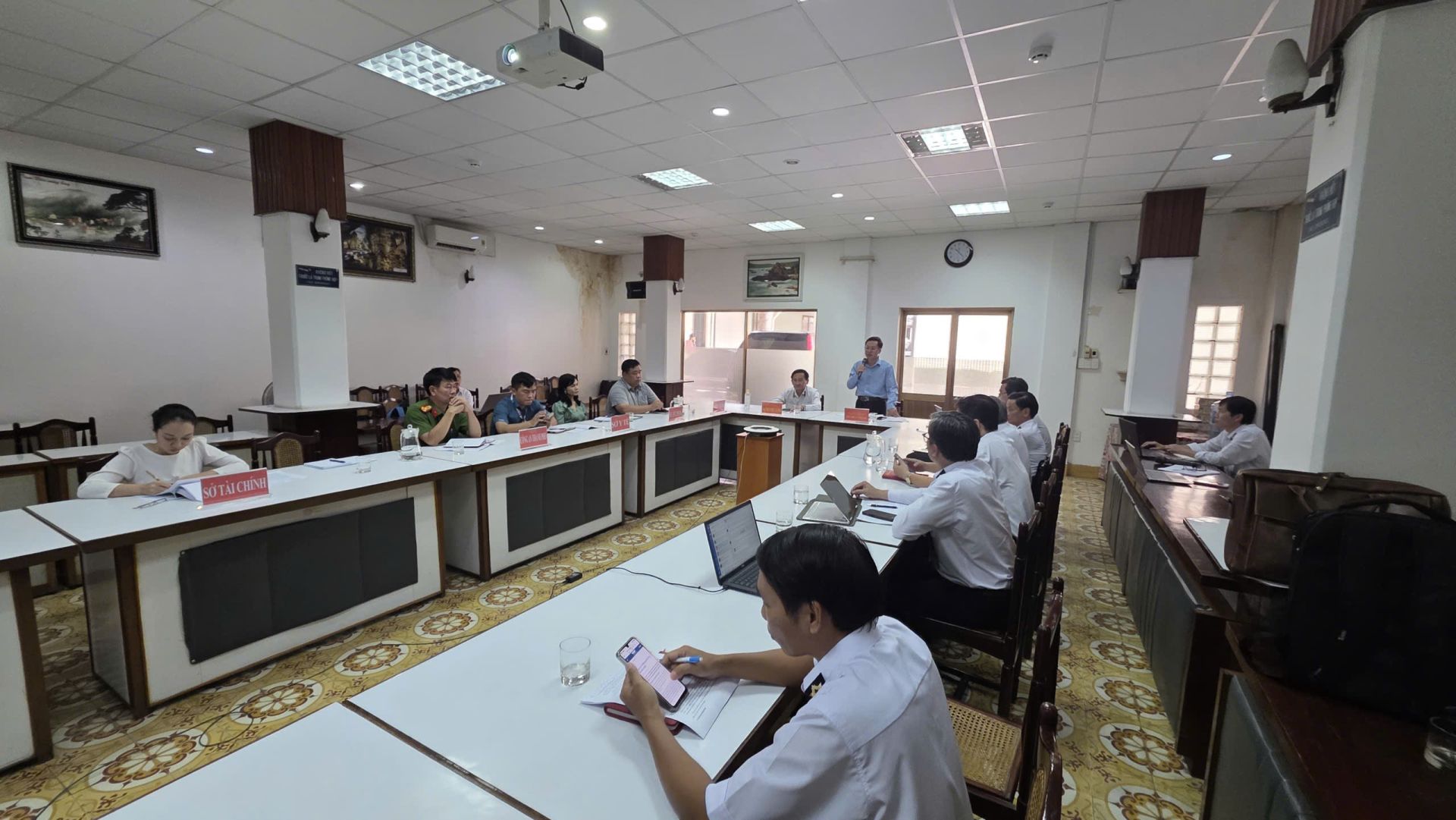 Quang cảnh hội nghị Quang cảnh hội nghị