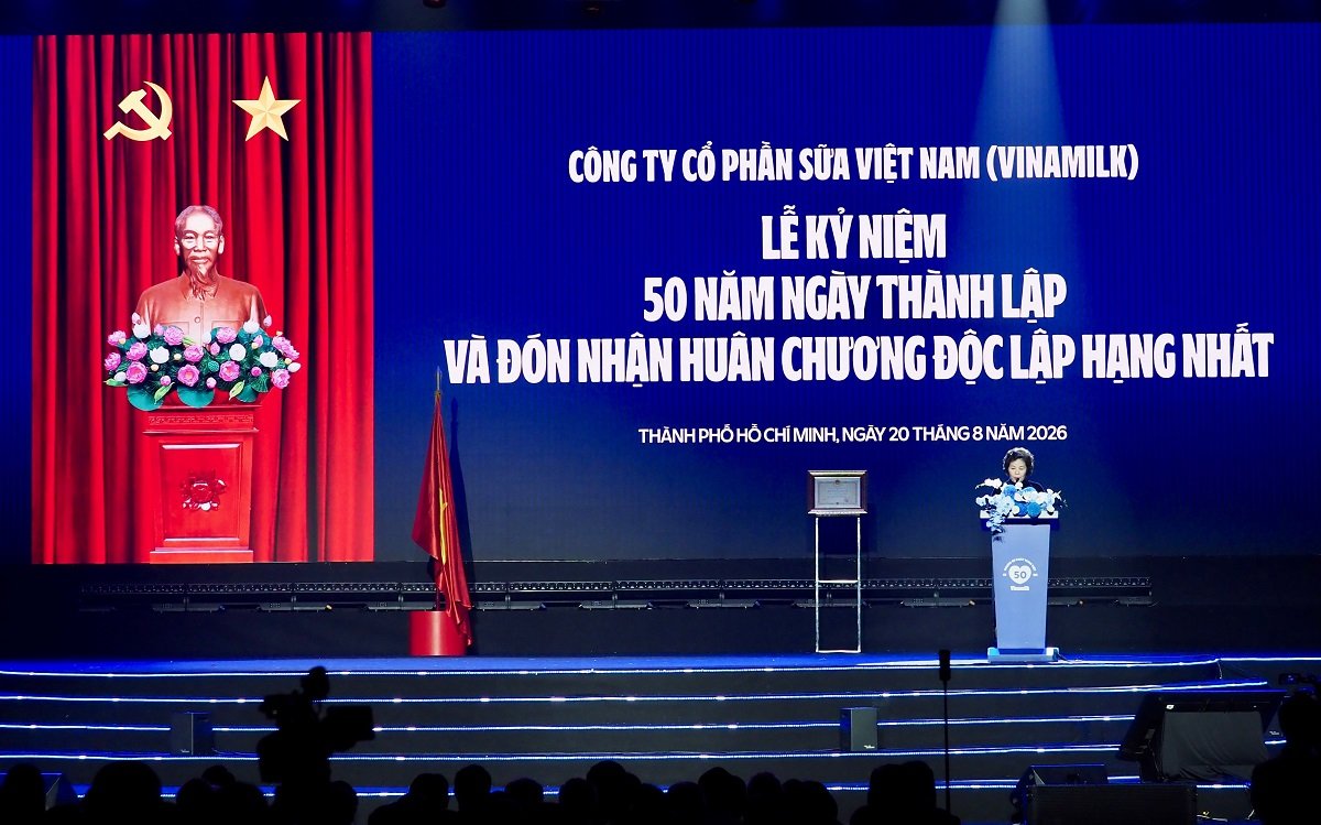 Tổng Giám đốc Vinamilk Mai Kiều Liên chia sẻ về sứ mệnh và hành trình 50 năm của doanh nghiệp. Ảnh: Vi Nam Tổng Giám đốc Vinamilk Mai Kiều Liên chia sẻ về sứ mệnh và hành trình 50 năm của doanh nghiệp. Ảnh: Vi Nam