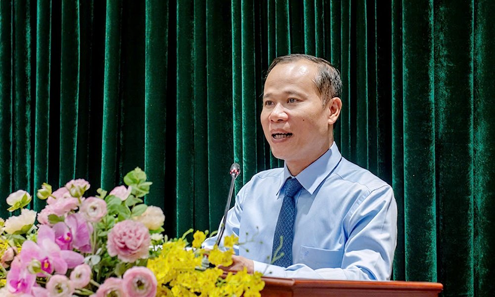Phó Chủ tịch Thường trực UBND tỉnh Mai Sơn phát biểu tại hội nghị. Phó Chủ tịch Thường trực UBND tỉnh Mai Sơn phát biểu tại hội nghị.
