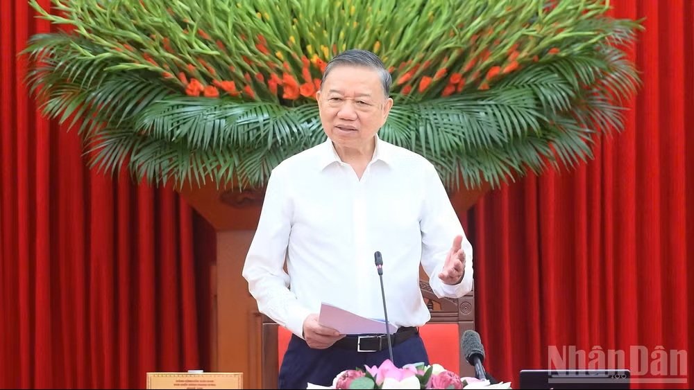 Tổng B&iacute; thư, Chủ tịch nước T&ocirc; L&acirc;m. (Ảnh: ĐĂNG KHOA)