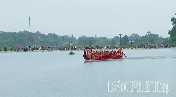 Bơi chải tại Đền Đào Xá hàng năm như một hoạt động tưởng niệm, tái hiện khí thế hào hùng của cha ông, Bơi chải tại Đền Đào Xá hàng năm như một hoạt động tưởng niệm, tái hiện khí thế hào hùng của cha ông,