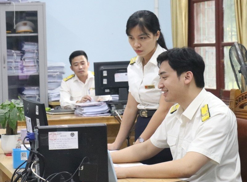 Hoạt động nghiệp vụ của công chức Thuế tỉnh Phú Thọ. Ảnh: phutho.gdt.gov.vn Hoạt động nghiệp vụ của công chức Thuế tỉnh Phú Thọ. Ảnh: phutho.gdt.gov.vn