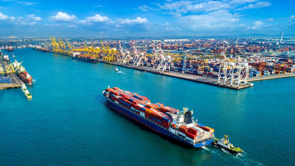 UAE c&oacute; lợi thế về cảng biển, logistics v&agrave; mạng lưới ph&acirc;n phối, tạo điều kiện để h&agrave;ng h&oacute;a Việt Nam mở rộng sang c&aacute;c thị trường Trung Đ&ocirc;ng v&agrave; khu vực l&acirc;n cận. Ảnh minh họa