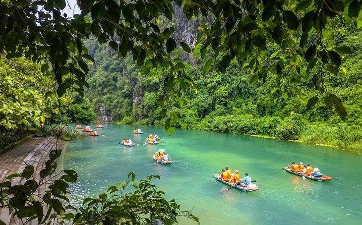 Ngành du lịch Ninh Bình đặt an toàn và trải nghiệm của du khách lên hàng đầu Ngành du lịch Ninh Bình đặt an toàn và trải nghiệm của du khách lên hàng đầu