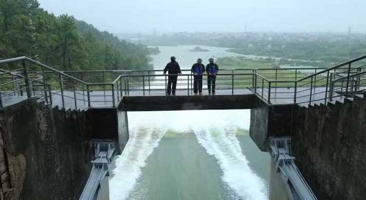 Xả lũ 50 hồ chứa nước lớn trên địa bàn tỉnh Quảng Ninh
