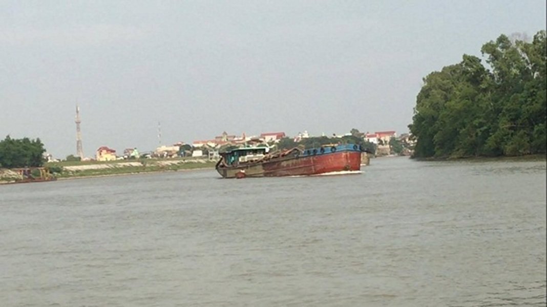 Đội Cảnh sát đường thủy số 1 (Phòng Cảnh sát giao thông) đã phối hợp với Công an các xã Tiên Hoa, Tiên Lữ, Cảng vụ Hưng Yên Đội Cảnh sát đường thủy số 1 (Phòng Cảnh sát giao thông) đã phối hợp với Công an các xã Tiên Hoa, Tiên Lữ, Cảng vụ Hưng Yên