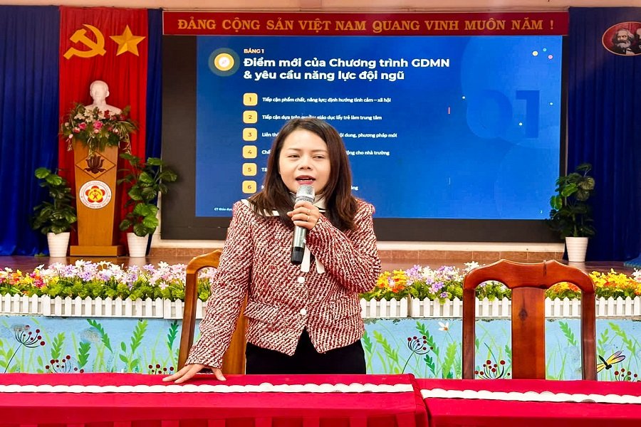 Trong th&aacute;ng 7, đội ngũ cốt c&aacute;n của 15 trường đ&atilde; tham dự lớp tập huấn do Bộ Gi&aacute;o dục v&agrave; Đ&agrave;o tạo tổ chức tại th&agrave;nh phố Cần Thơ.