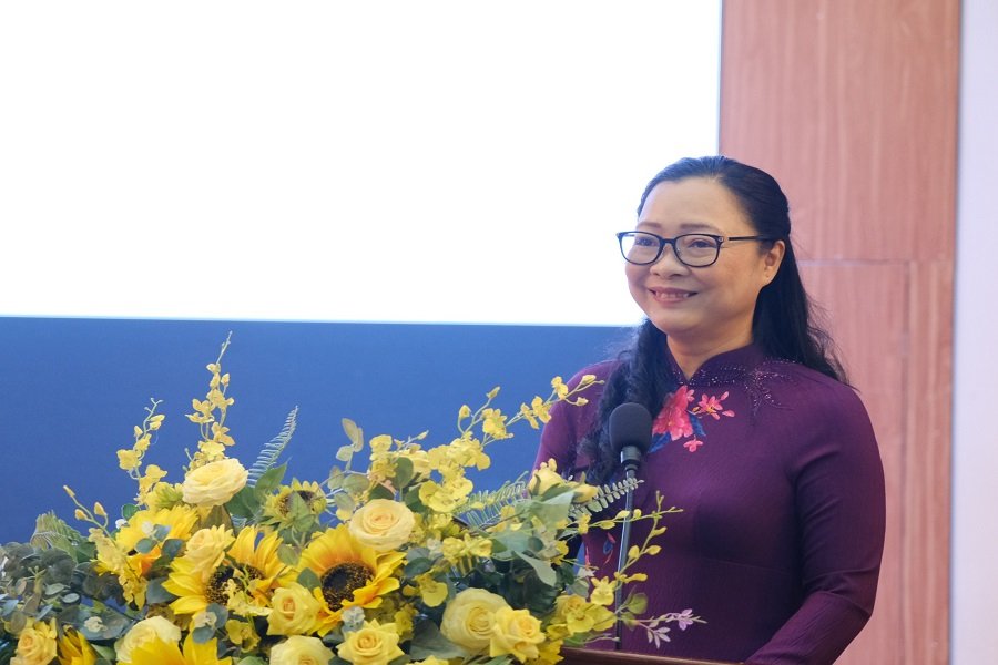 Thứ trưởng Bộ Giáo dục và Đào tạo Nguyễn Thị Quyên Thanh phát biểu tại chương trình Thứ trưởng Bộ Giáo dục và Đào tạo Nguyễn Thị Quyên Thanh phát biểu tại chương trình