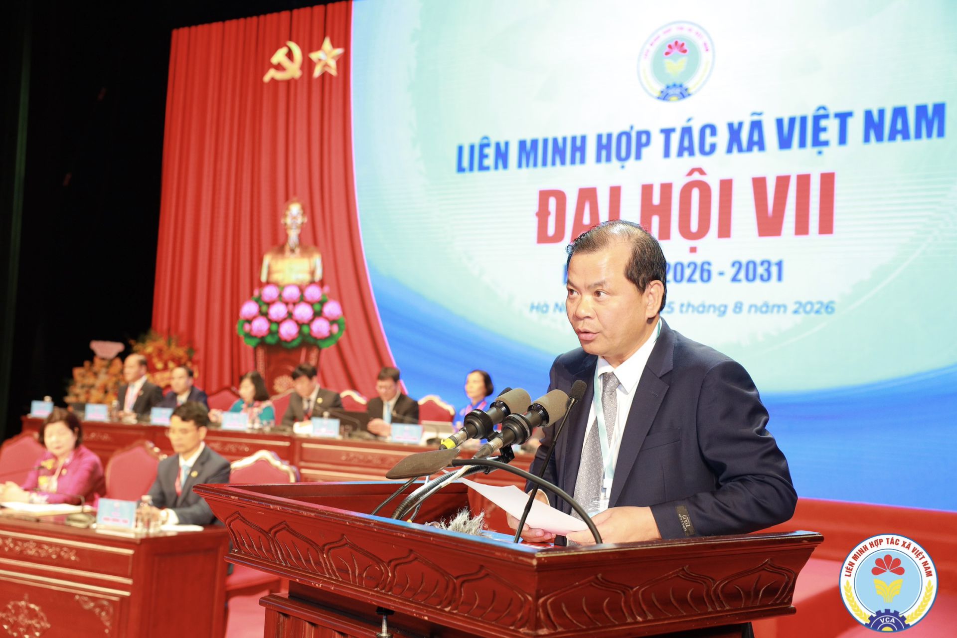 Ph&oacute; Chủ tịch UBND tỉnh Bắc Ninh Phan Thế Tuấn ph&aacute;t biểu tham luận tại Đại hội