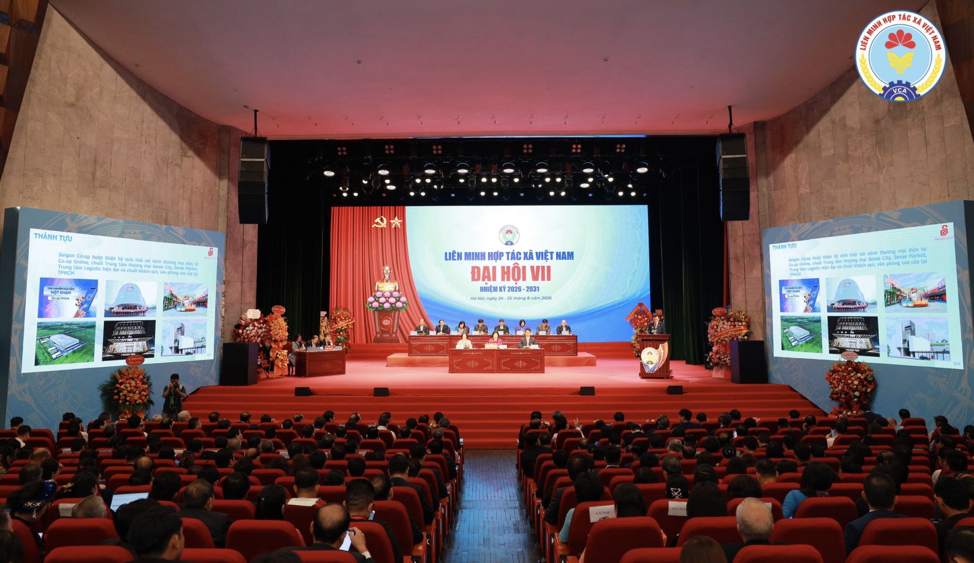 To&agrave;n cảnh Đại hội