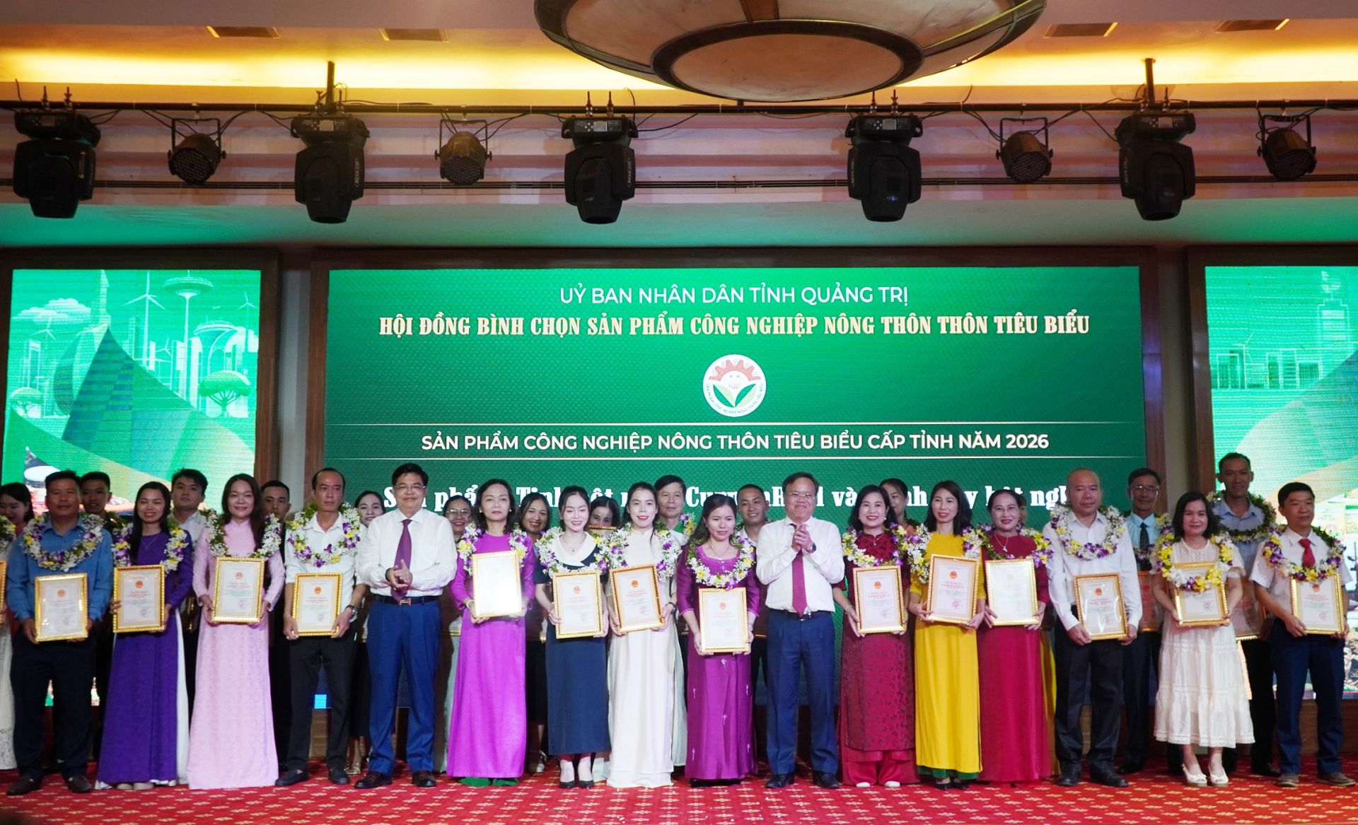 38 sản phẩm CNNTTB