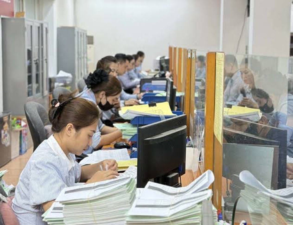 Ch&iacute;nh phủ vừa ban h&agrave;nh Nghị định số 259/2026/NĐ-CP về tuyển dụng, sử dụng v&agrave; quản l&yacute; vi&ecirc;n chức