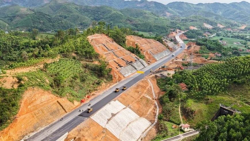 Lạng Sơn: Quyết liệt tháo gỡ vướng mắc, bảo đảm hoàn thành cao tốc Hữu Nghị - Chi Lăng Lạng Sơn: Quyết liệt tháo gỡ vướng mắc, bảo đảm hoàn thành cao tốc Hữu Nghị - Chi Lăng