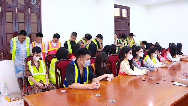 C&aacute;c đối tượng trong đường d&acirc;y tội phạm. Ảnh: C&ocirc;ng an TP. H&agrave; Nội