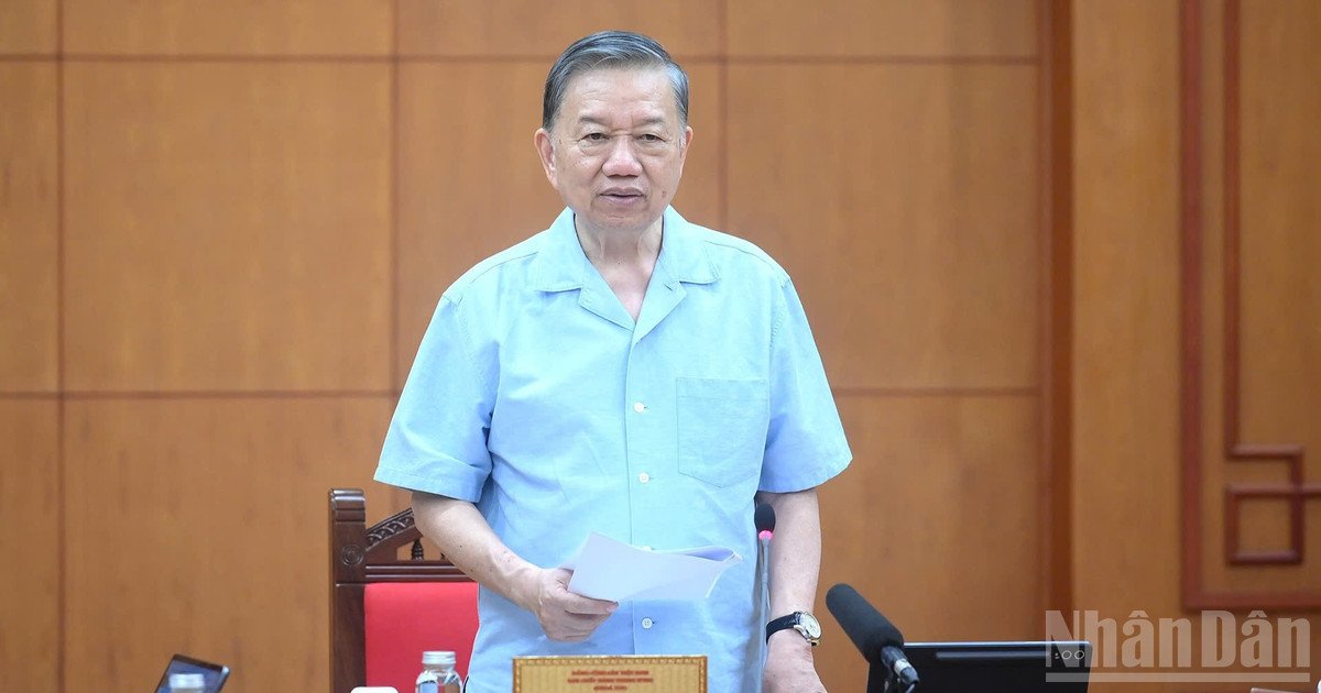 Tổng B&iacute; thư, Chủ tịch nước T&ocirc; L&acirc;m ph&aacute;t biểu chỉ đạo tại cuộc l&agrave;m việc. (Ảnh: ĐĂNG KHOA)