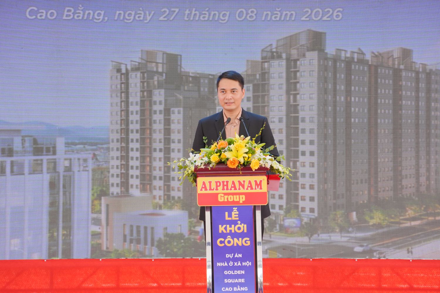 &Ocirc;ng Nguyễn Minh Nhật &ndash; Ph&oacute; Chủ tịch Thường trực HĐQT, Tổng Gi&aacute;m đốc Tập đo&agrave;n Alphanam cam kết tập trung bảo đảm chất lượng v&agrave; tiến độ triển khai Dự &aacute;n Nh&agrave; ở x&atilde; hội Golden Square Cao Bằng.